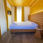Al Campanile - Luxury & 3* 巴韦诺