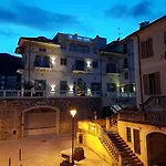 Al Campanile - Luxury & 巴韦诺