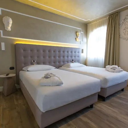 Hotel Al Campanile - Luxury &