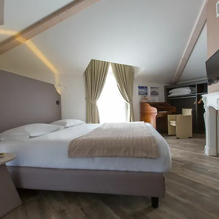 Al Campanile - Luxury & 3*