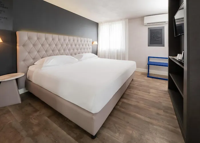 Hotel Al Campanile - Luxury & Baveno