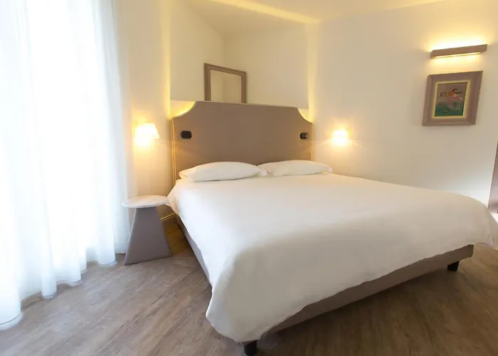 Hotel Al Campanile - Luxury & 3*