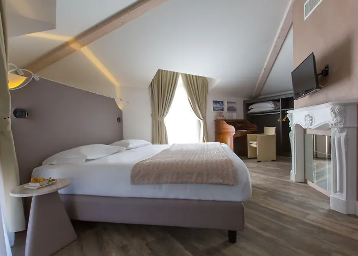 Hotel Al Campanile - Luxury & Baveno